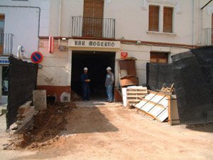 Obras en el Bar Moderno.