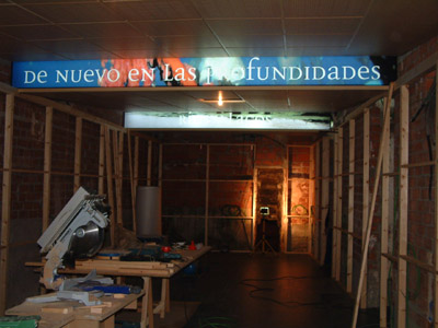 Fotografía de la sala dinópolis en fase de restauración y acondicionamiento, para su futura exposición en Casa Feliu