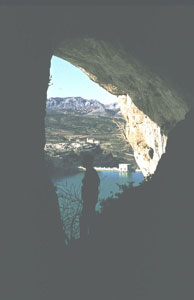 Cueva-de-la-higuera.jpg