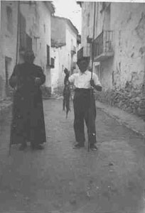 0061-Mosen-Marcos-y-el-tio-.jpg